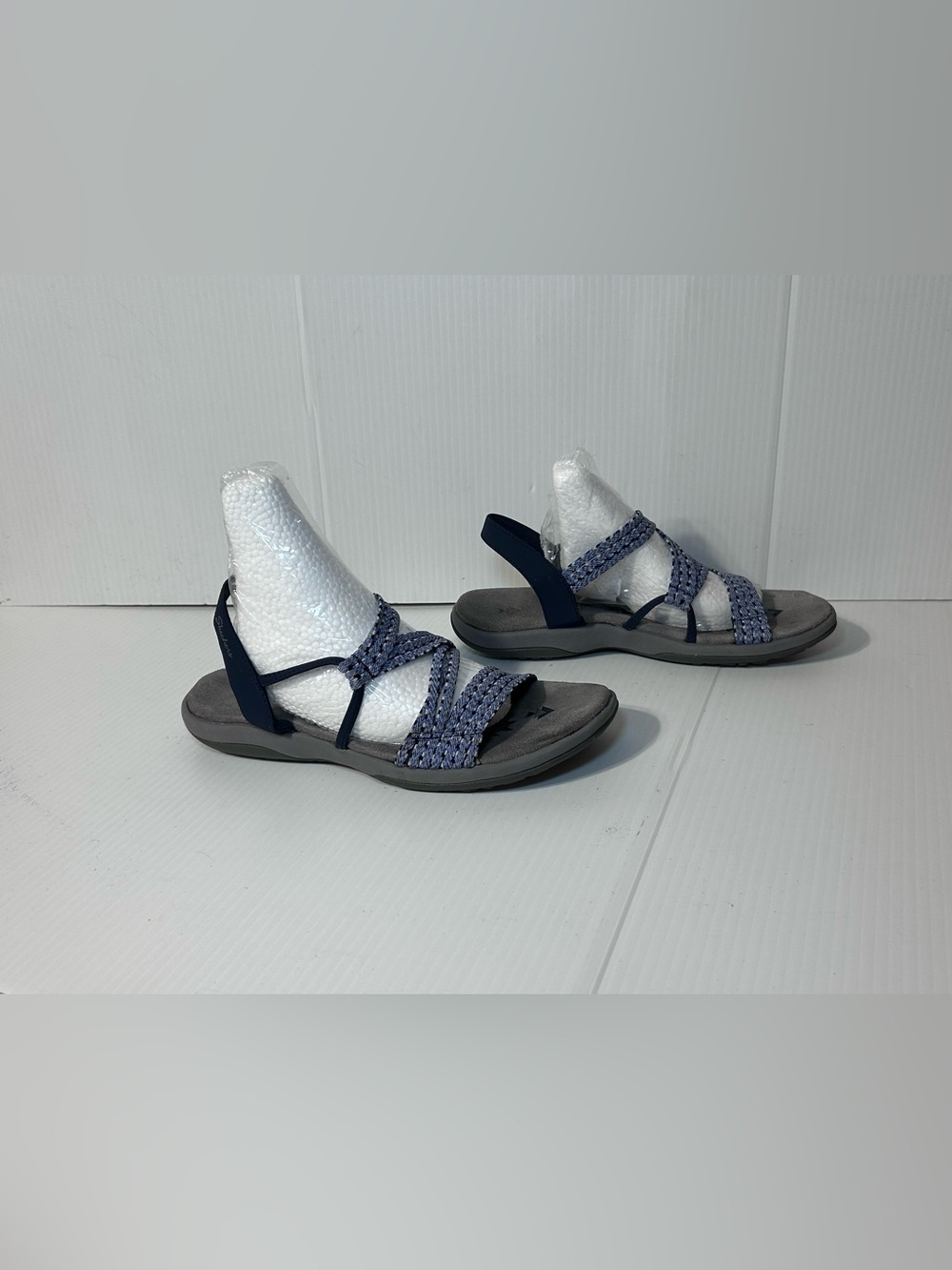SKECHERS casual sandals women size 8